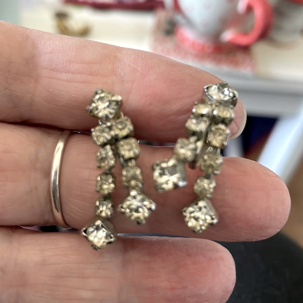 Vintage 1 inch Rhinestone screw back Earrings